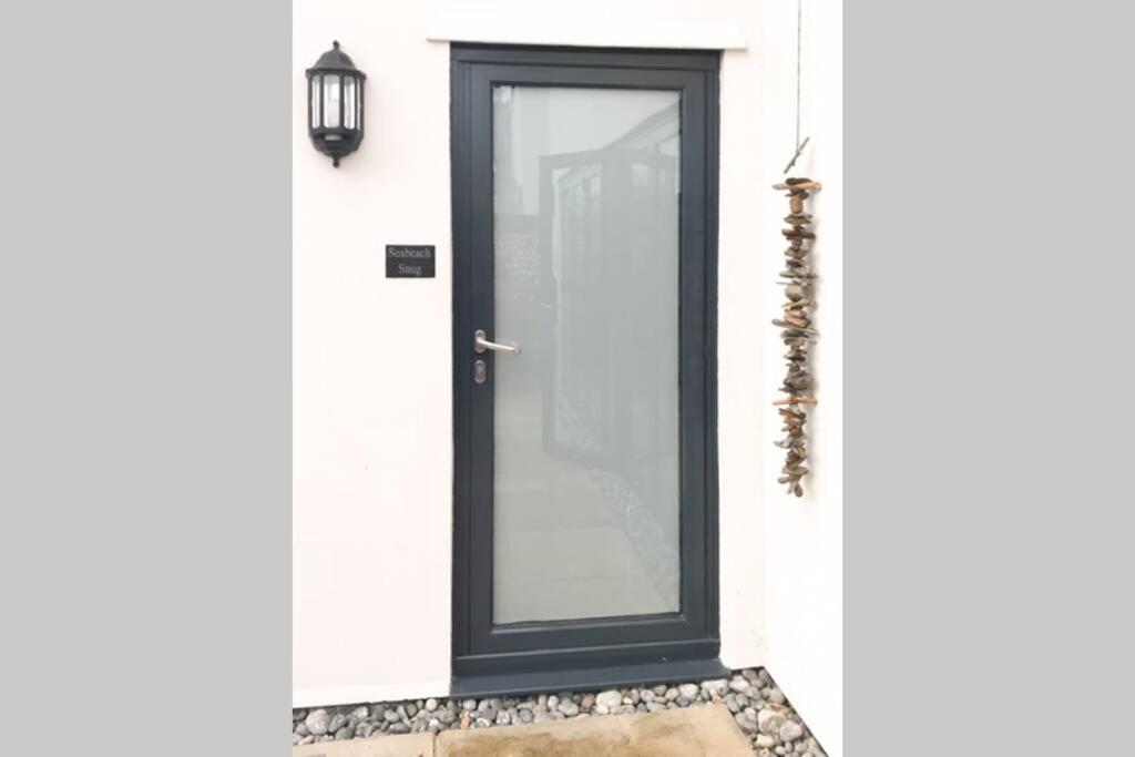 Seabeach Snug Deal Exterior photo