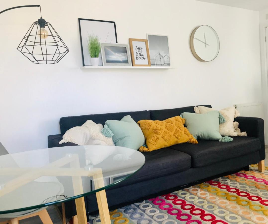 Seabeach Snug Deal Exterior photo